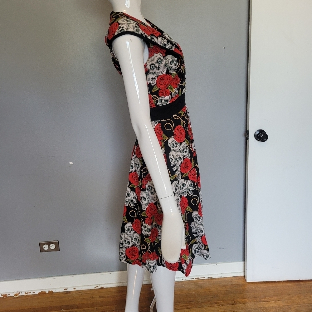 Banned Apparel Skull And Roses Dress, VGUC, Approximate Size S - Picture 2 of 7
